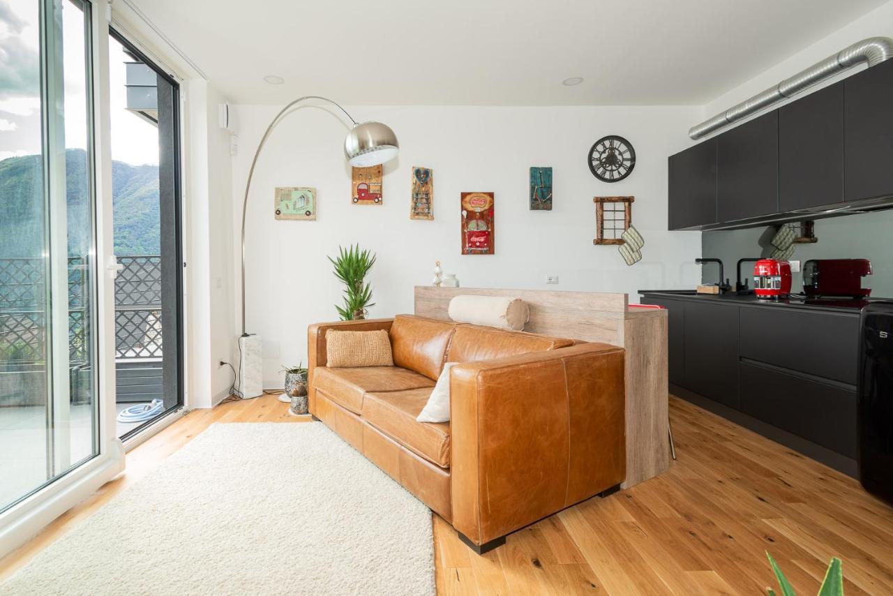 Appartamento Dany Con Vista Lago By Holiday Solutions Nesso Exterior foto