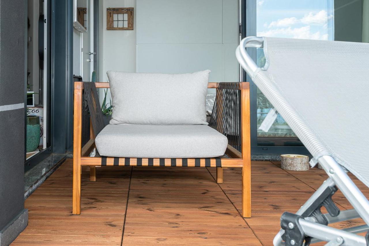 Appartamento Dany Con Vista Lago By Holiday Solutions Nesso Exterior foto